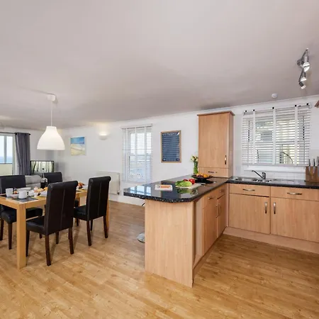 8 Spinnakers In Fistral, Newquay Holiday home Newquay (Cornwall)